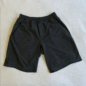 Men’s Lululemon Shorts Medium Very Good Condition